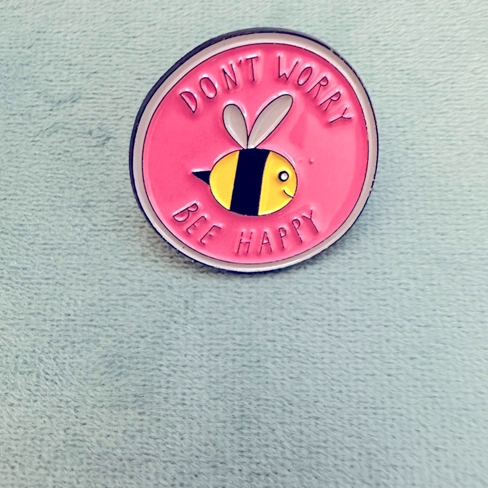 Lapel Pin Bee Happy